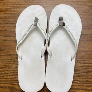 Women’s Rainbows size 11